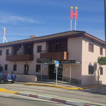 Hotel Nuevo Espartinas Esterno foto