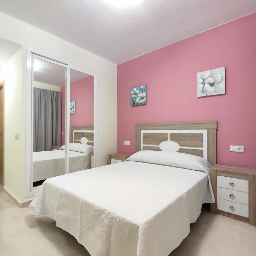 Hotel Nuevo Espartinas Esterno foto