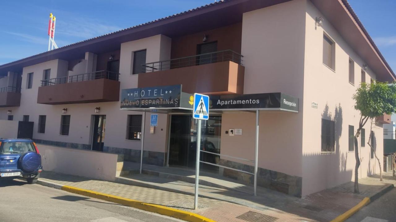 Hotel Nuevo Espartinas Esterno foto